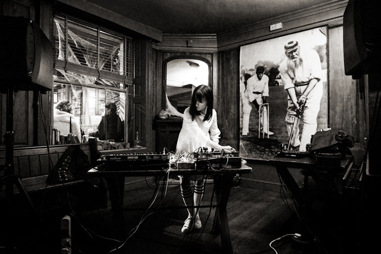 Sam Edwards at The Old England, Bristol, October 2016. Photograph Copyright © Simon Holliday